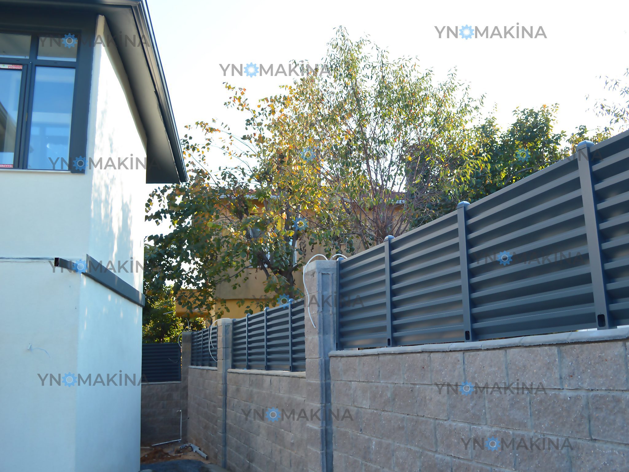 Bahçe Korkuluğu 04 Bahçe Korkuluğu 04